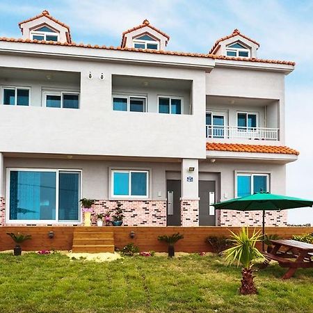 Dodam Dodam Pension ซอกวีโพ ภายนอก รูปภาพ
